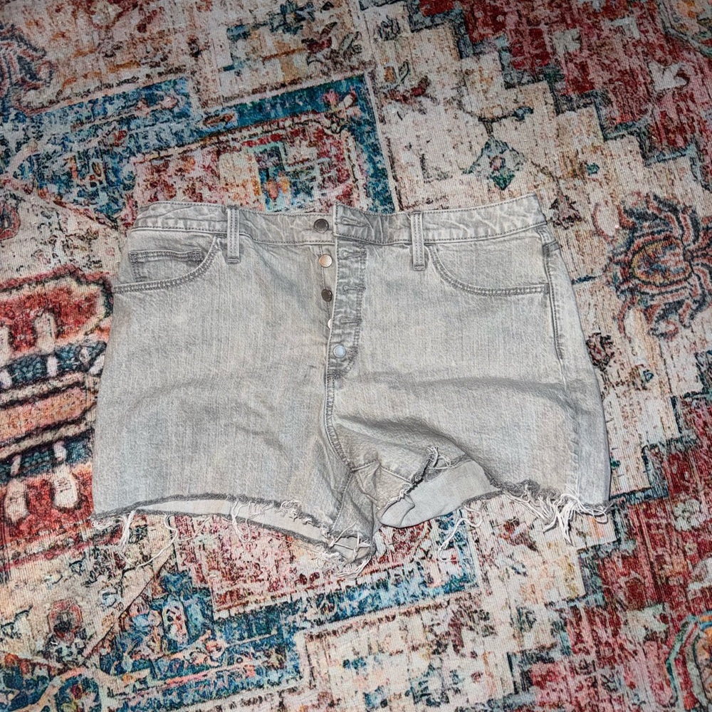 Universal Thread Light Gray Jean Shorts